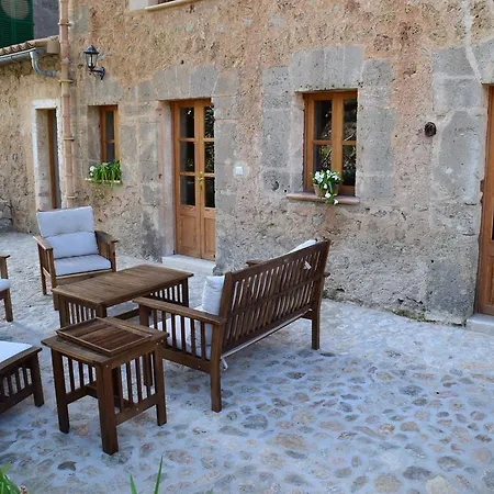 Sa Maniga Country house *