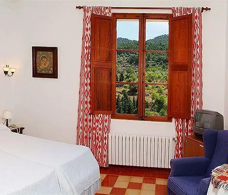 Sa Maniga Country house *